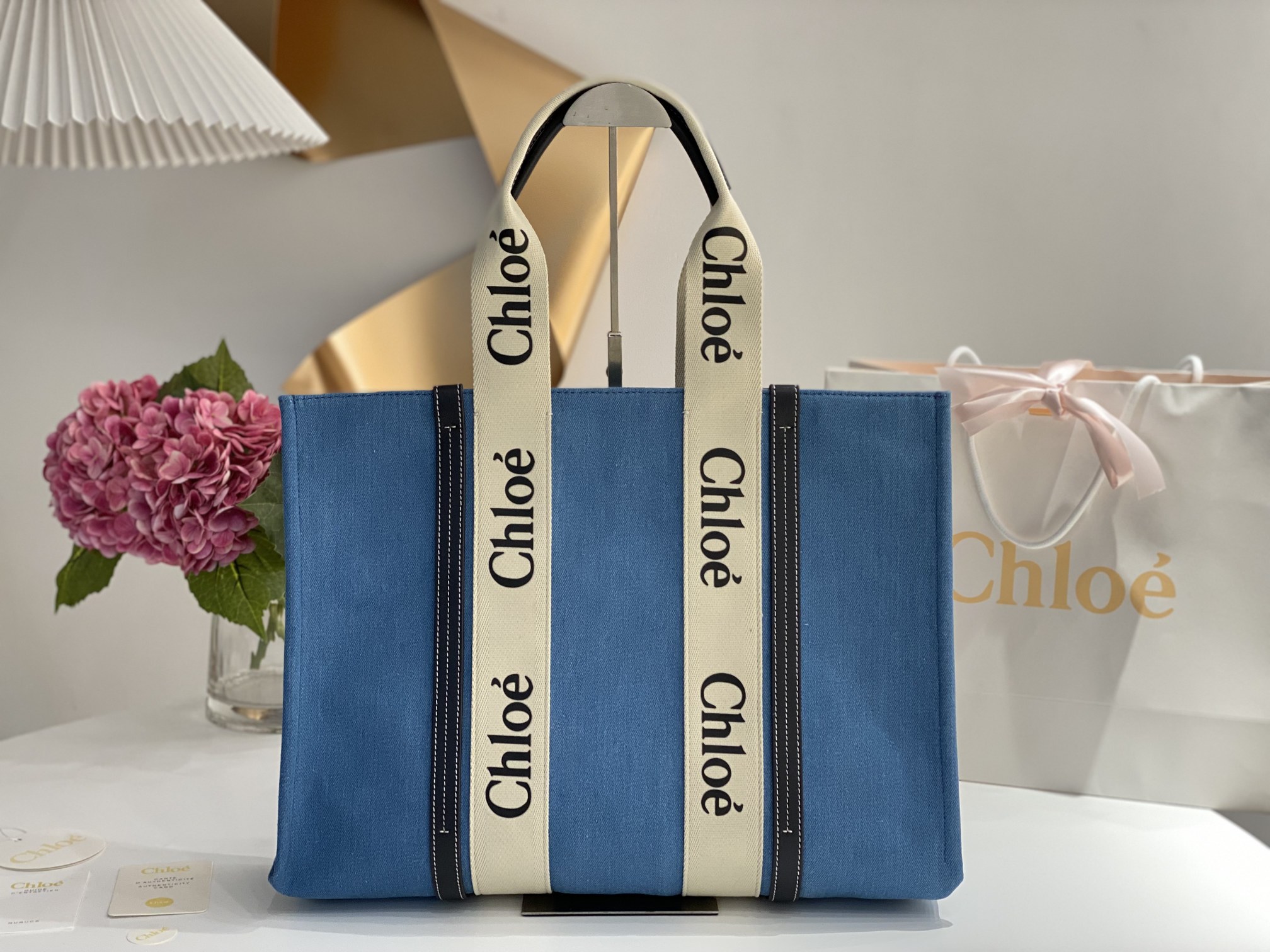 Chloe Large Woody Tote Bag In Linen